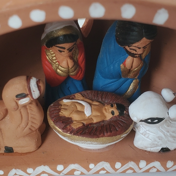 Peruvian Clay Nativity Handmade Christmas Creche from Peru Vintage Collectible - Picture 11 of 15